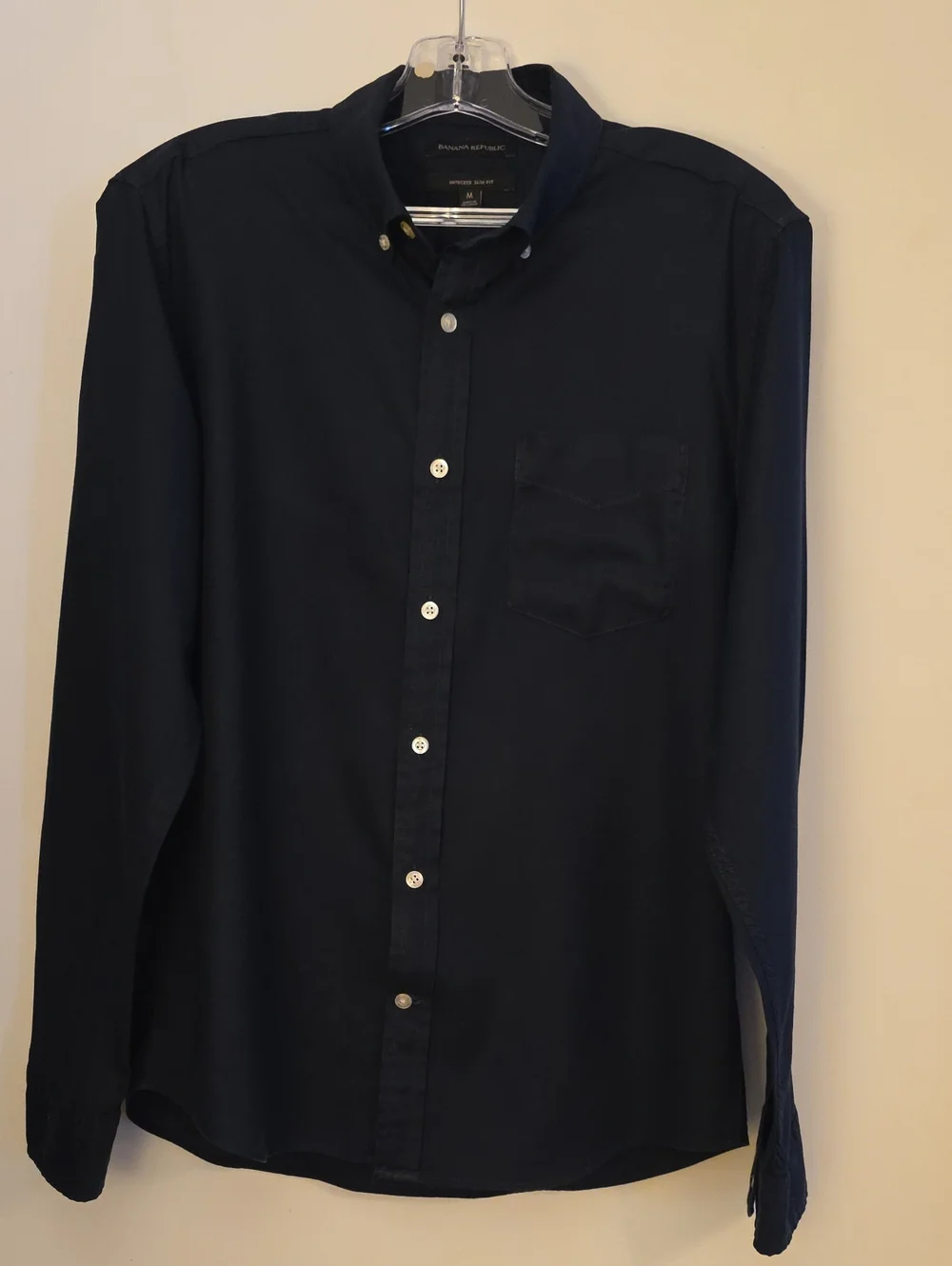 Banana Republic Utucked SLIM FIT Men's Black Button-Down Shirt